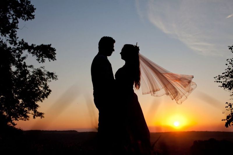 5-Silhouette-amoureux-Photographe-Ardennes-couple-coucher-soleil