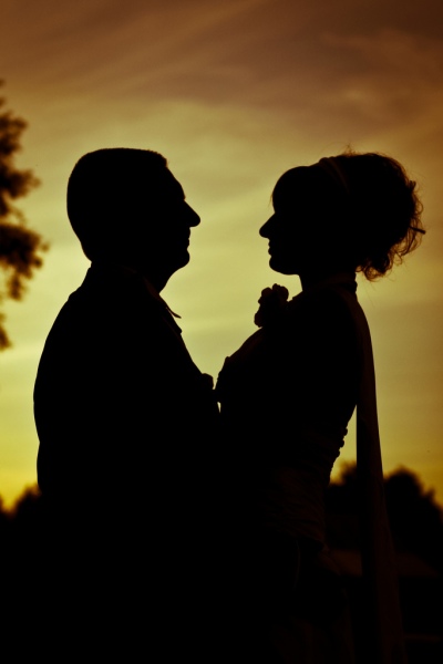 Portraits-amoureux-Ardennes-silhouette-coucher-de-soleil