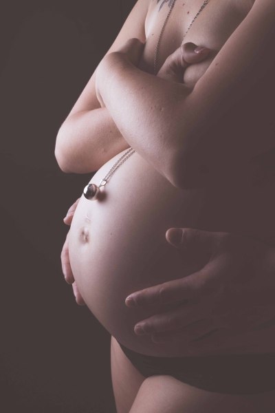 Photo-grossesse-ardennes-studio-photo-