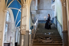 Portraits-femme-château-abandonné-