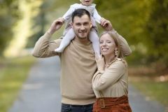 portrait-famille-ardennes-exterieur